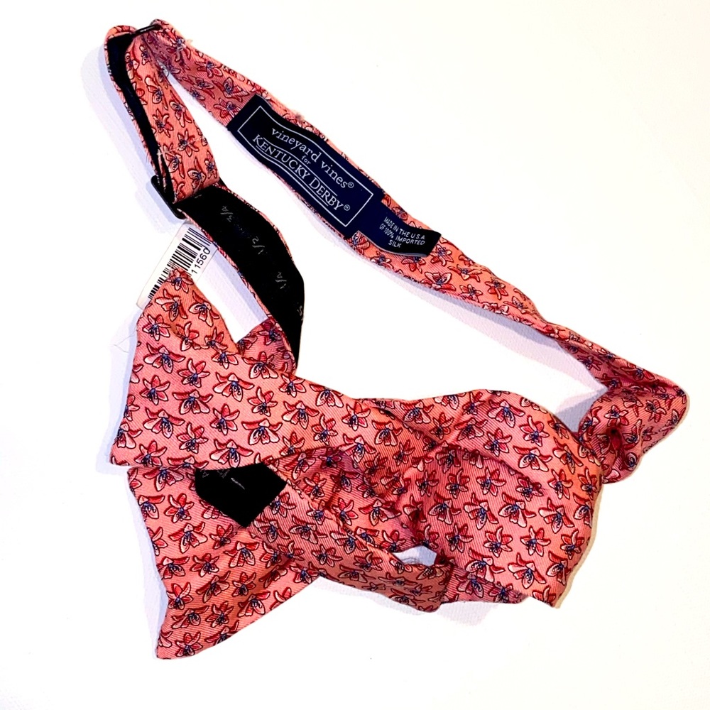 VINEYARD VINES bow tie
